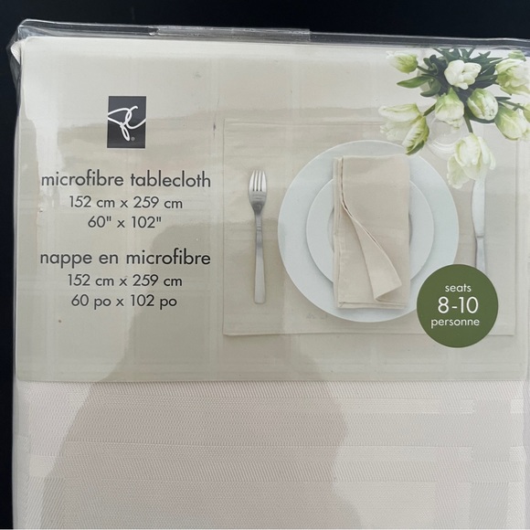 Brand New Microfibre tablecloth - Picture 2 of 5